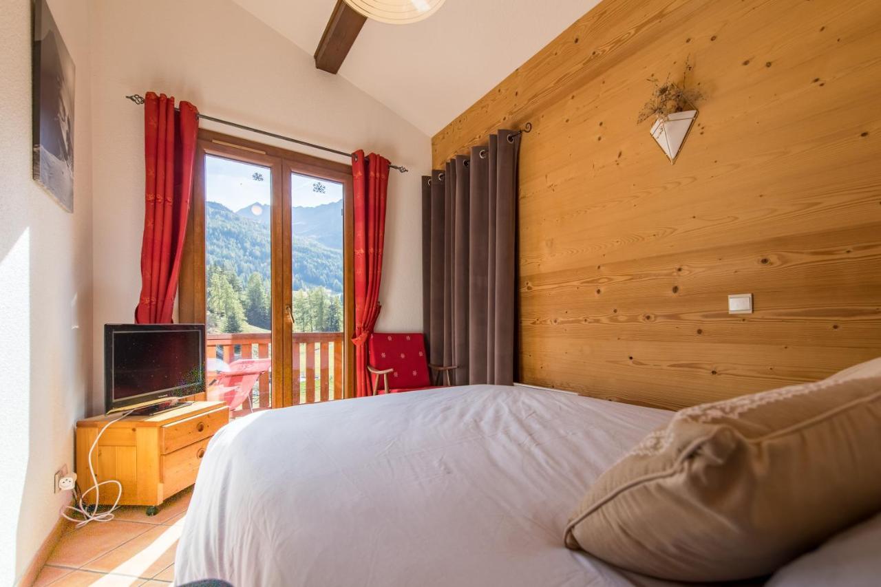 Ferienwohnung Fleurs et Neige Lanslevillard Exterior foto