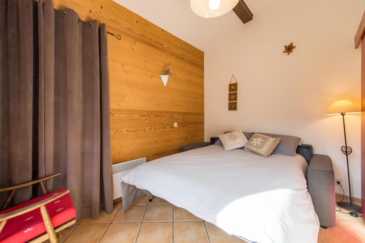Ferienwohnung Fleurs et Neige Lanslevillard Exterior foto