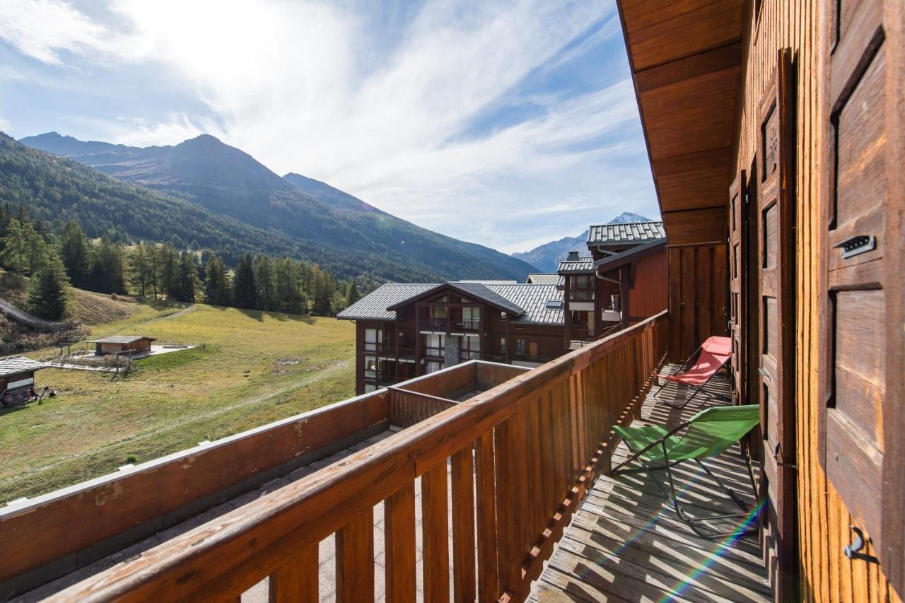 Ferienwohnung Fleurs et Neige Lanslevillard Exterior foto