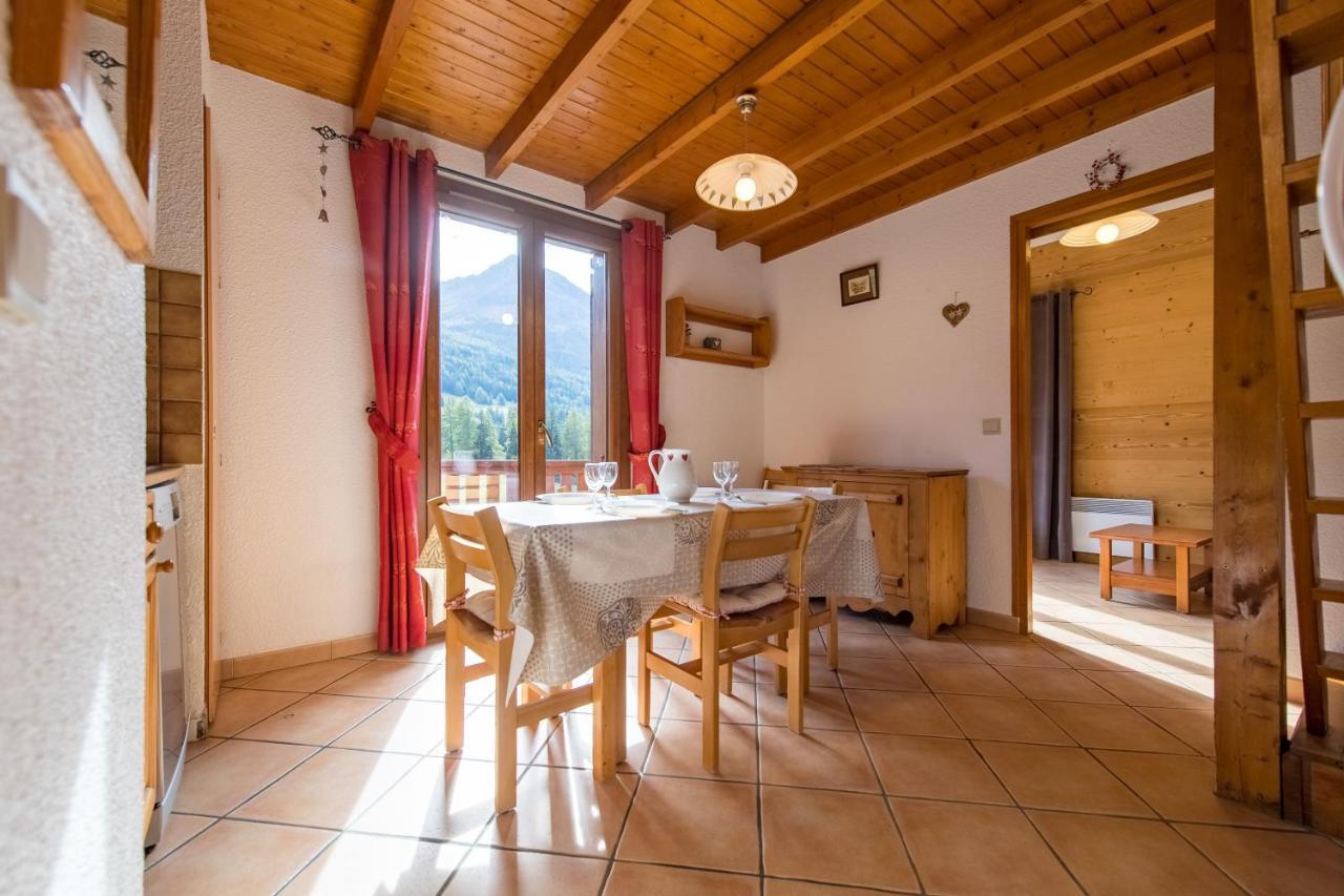Ferienwohnung Fleurs et Neige Lanslevillard Exterior foto